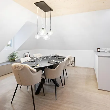 Bliv Grosszuegiges Altbaujuwel Im Zentrum Apartament